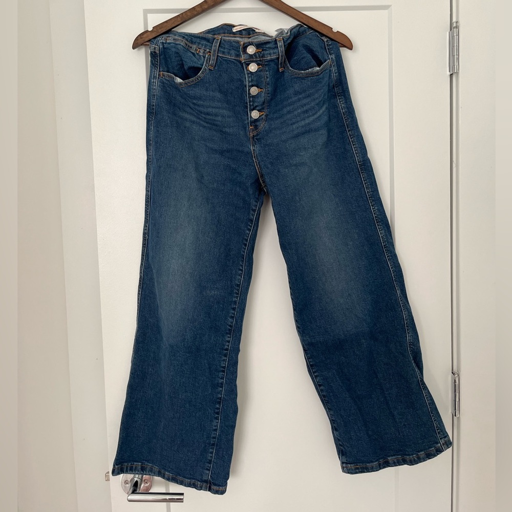 Levi’s mile high cropped wide leg Jean